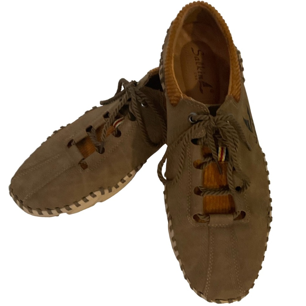 Salkin Men's Leather Walking Shoes; Unique Stitched Edge & orange panel; No Size